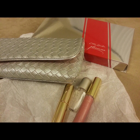 Estee Lauder Pleasures Bundle