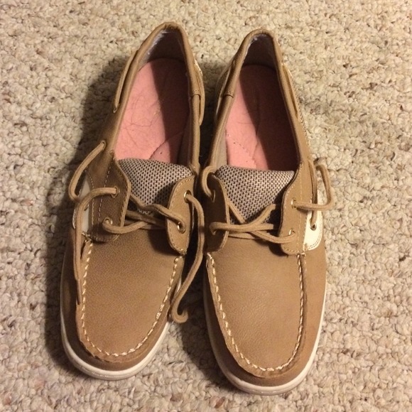 "Sperrys"