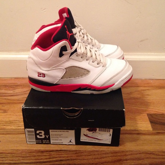 Fire Red 5s - Picture 3 of 4