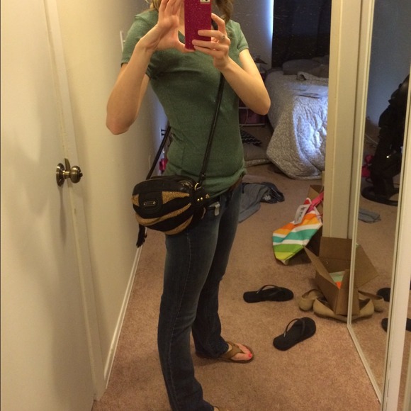 Juicy cross body purse.