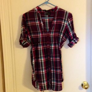 Super cute button down
