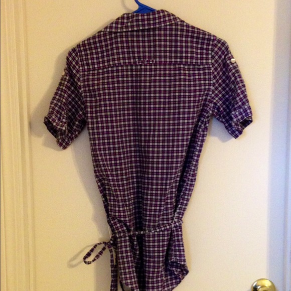 Cute AE Button Down - Picture 3 of 3