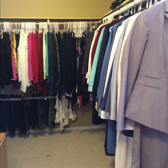 It's time I go through my closet! - Picture 4 of 4