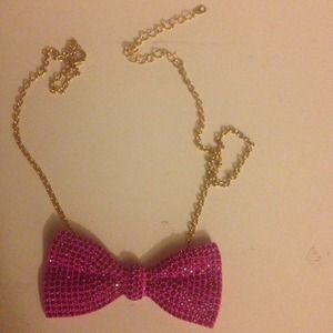 Victoria's Secret PINK crystal bowtie necklace