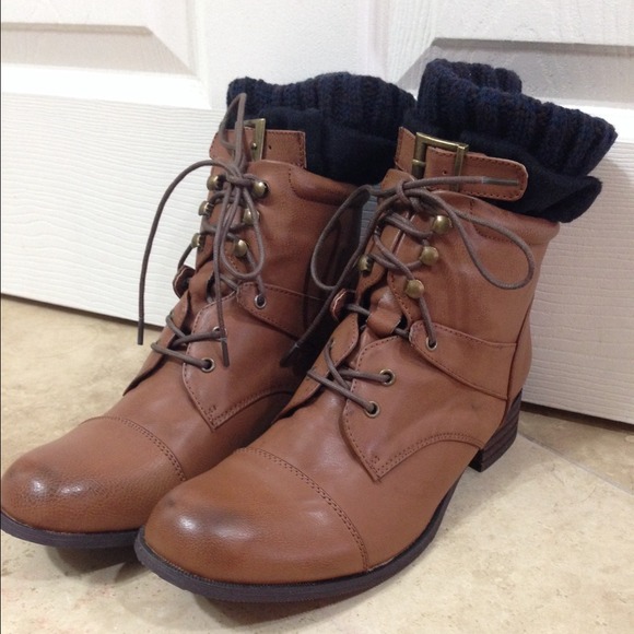 🎁Booties 🎈 - Picture 1 of 2