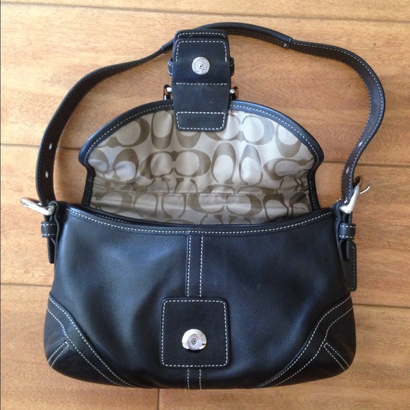 *SOLD* yCoach Black Leather Buckle Handbag Purse - Picture 3 of 4