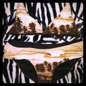 Beach theme swimsuit set