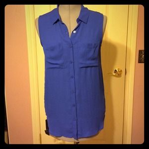 Chic royal blue blouse (sleeveless)