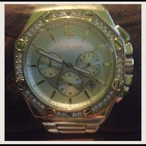 Michael kors watch authentic bundle