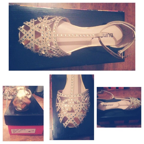 REDUCED!! Zaire beige rhinestone flat sandal