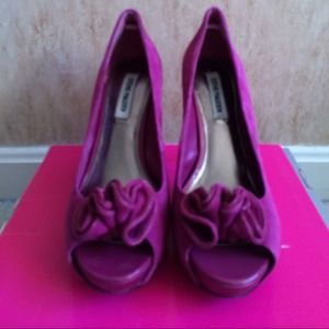NWT Steve Madden Heels