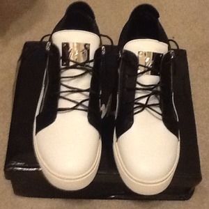 Giuseppe Zanotti London Low