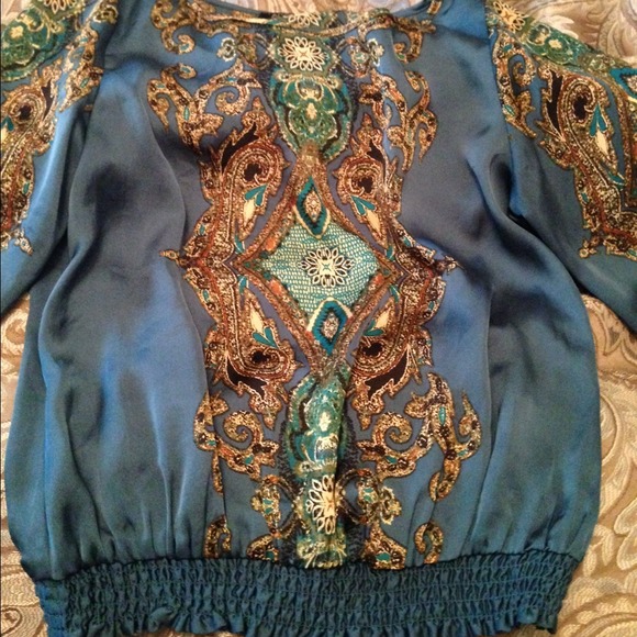 3/4 blouse.