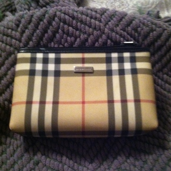 Burberry makeup bag pouch