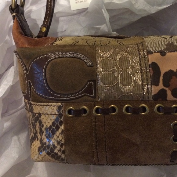 100% Authentic Coach patchwork handbag - Picture 2 of 4