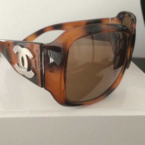 Accessories - Sunglasses 5076 model Chanel