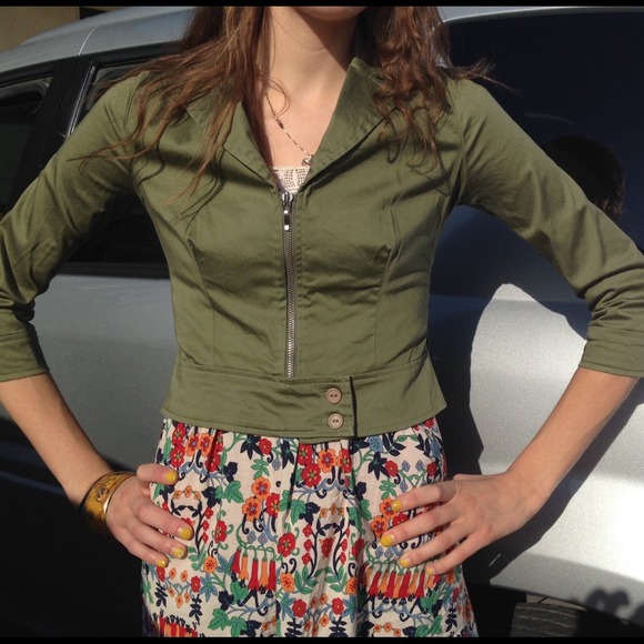 💛Crop jacket💛 - Picture 3 of 4