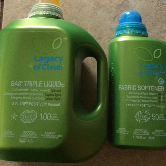 Bundled Set of 4 Amway Detergent and Softener