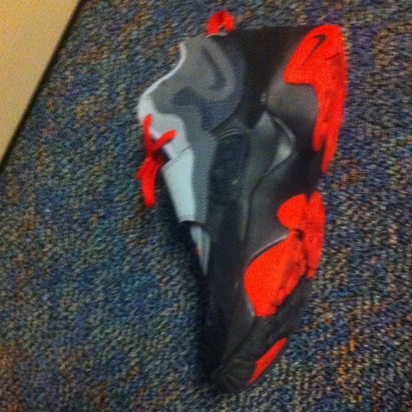 😀Nike turfs😀 - Picture 2 of 2