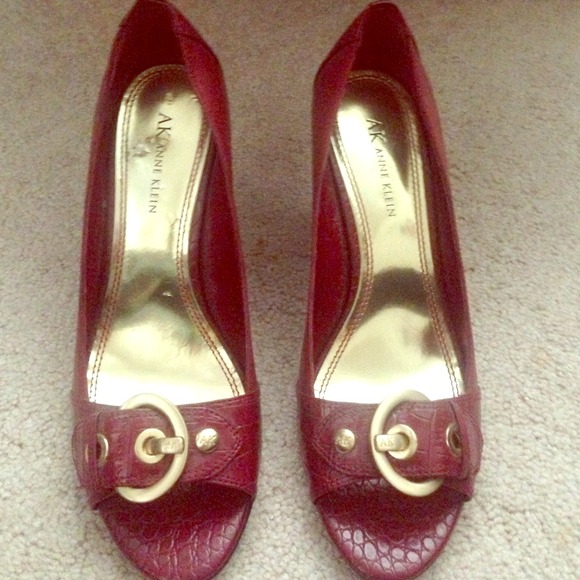 Open toe heels