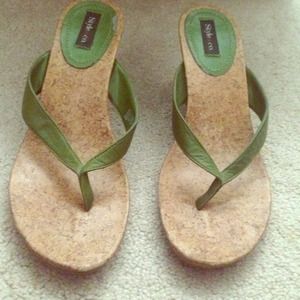 Green wedge sandal