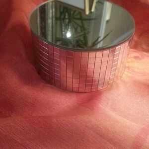 Mirrored Display Stands