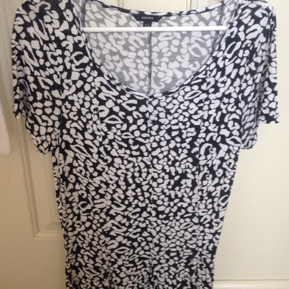 Guess Top NWOT