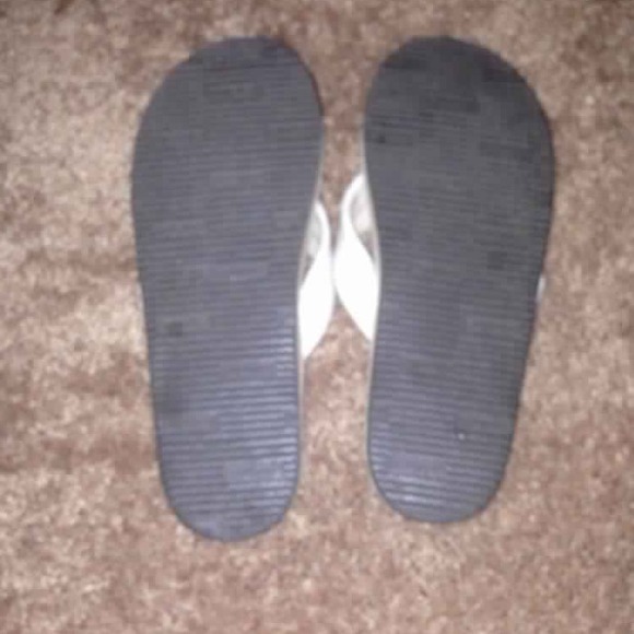 Rainbow flip flops - Picture 2 of 2