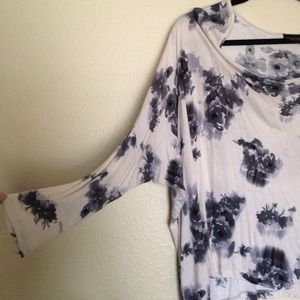 💎RESERVED FOR ERIKA💎Flower long sleeve blouse