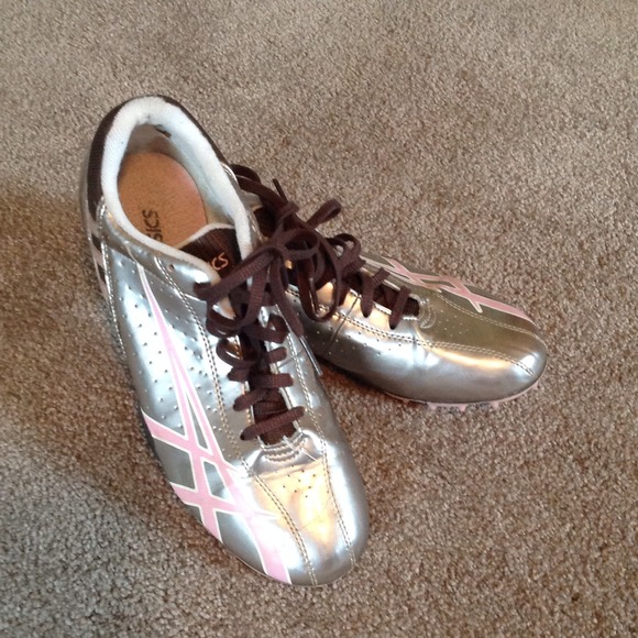 Asics running spikes