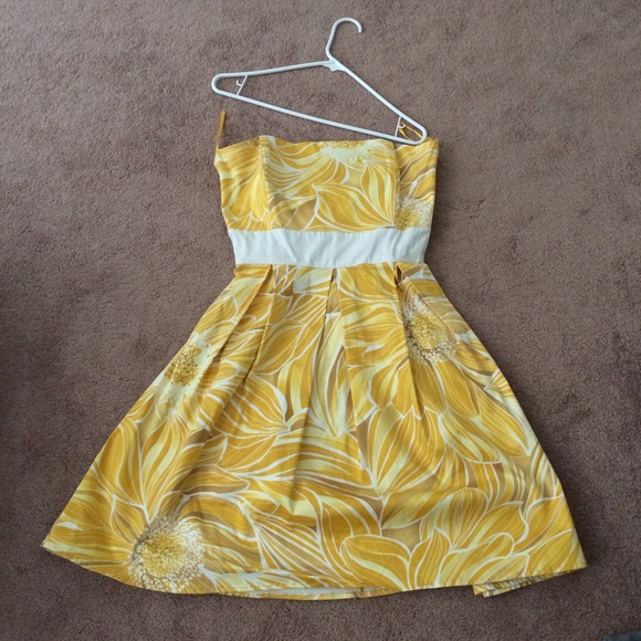 Summer 50's inspired flirty dress
