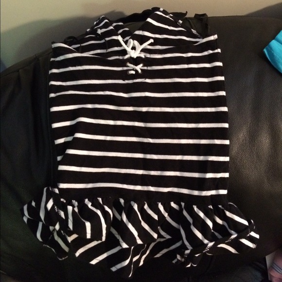 Polo ruffle halter dress - Picture 2 of 2