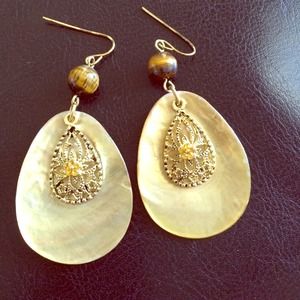 Unique gold earrings