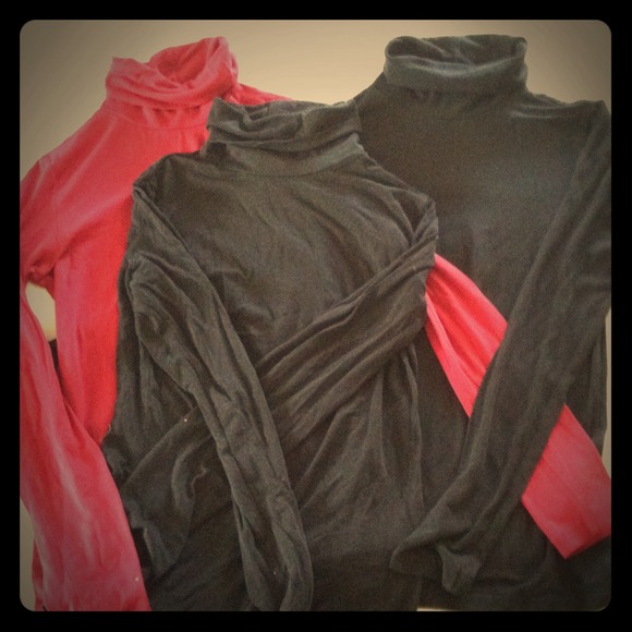 GAP stretch turtlenecks bundle