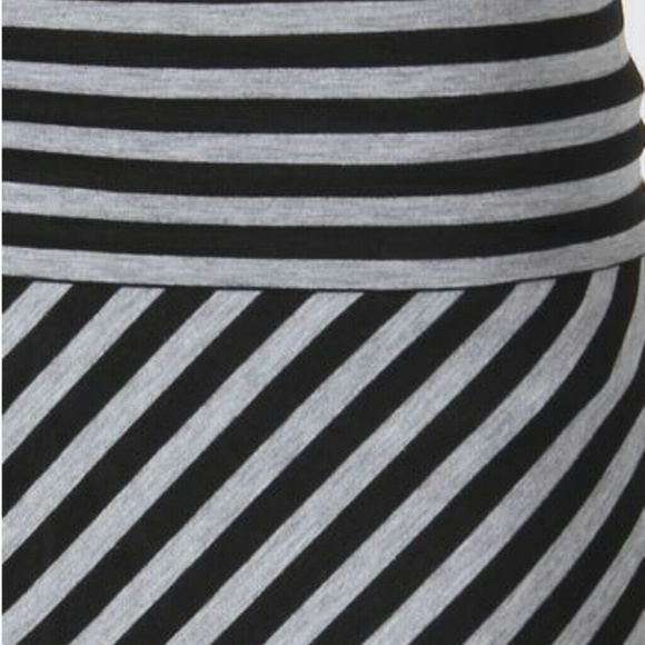 Maxi Skirt (S) Last One - Picture 4 of 4