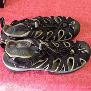 Women's Keen size 9