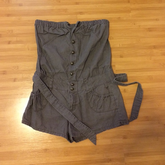 Distressed brown romper - Picture 2 of 2