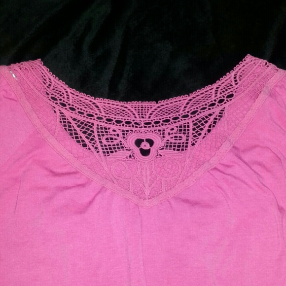 Pink top - Picture 2 of 3