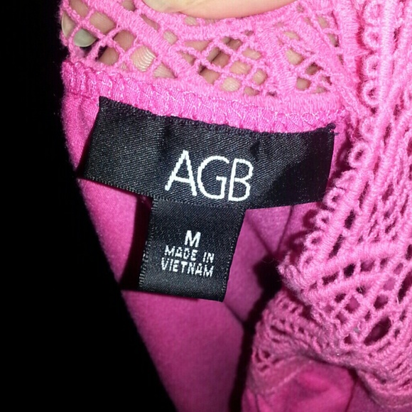 Pink top - Picture 3 of 3