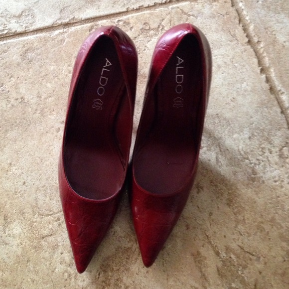 ALDO Shoes - Red pointed toe Aldo 4" heel