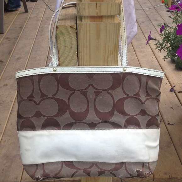 Authentic coach purse