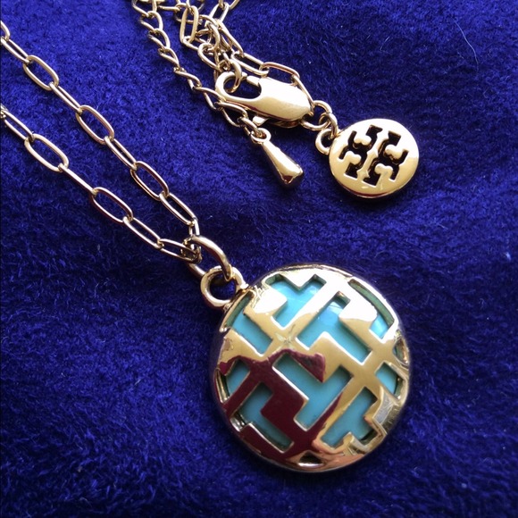Tory Burch Gold Sage Frete Style T Necklace
