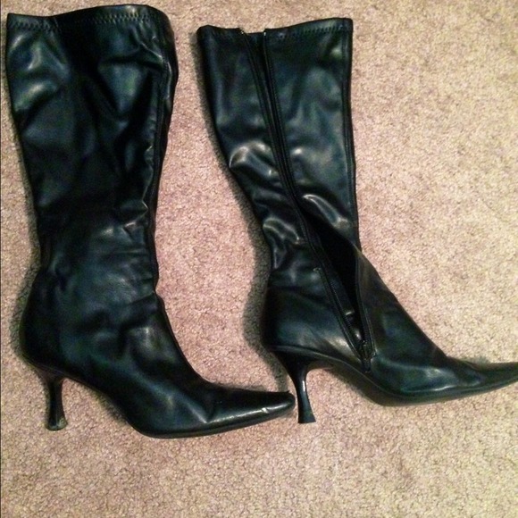 Black boots