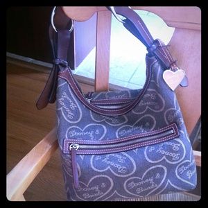 Beautiful DOONEY N BURKE PURSE