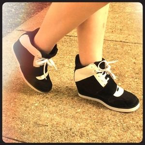 Cute Wedged Sneakers B&W
