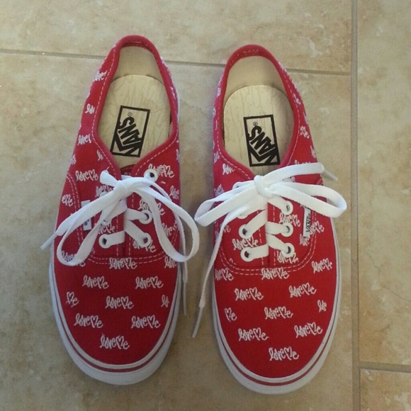 Vans tennis shoes