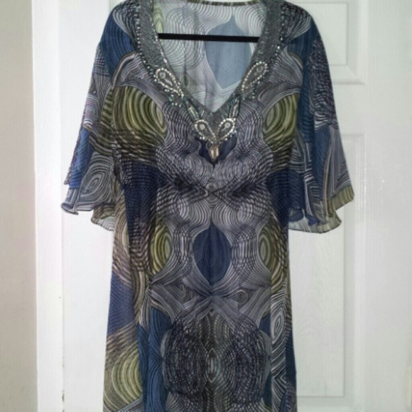 Stunning beaded coverup - Picture 1 of 3