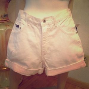 Cest Toi White Folded Denim Short