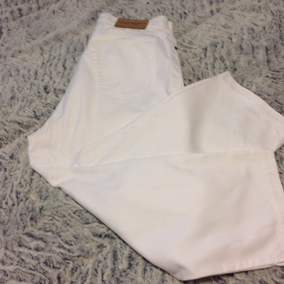 White Crop Pants