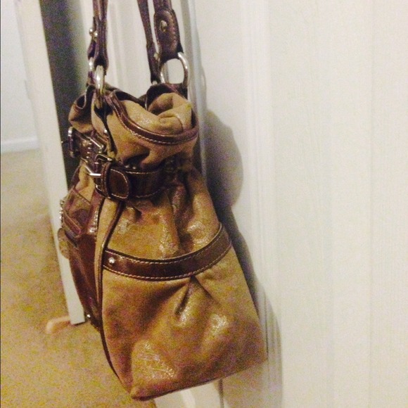 Purse - Picture 3 of 4